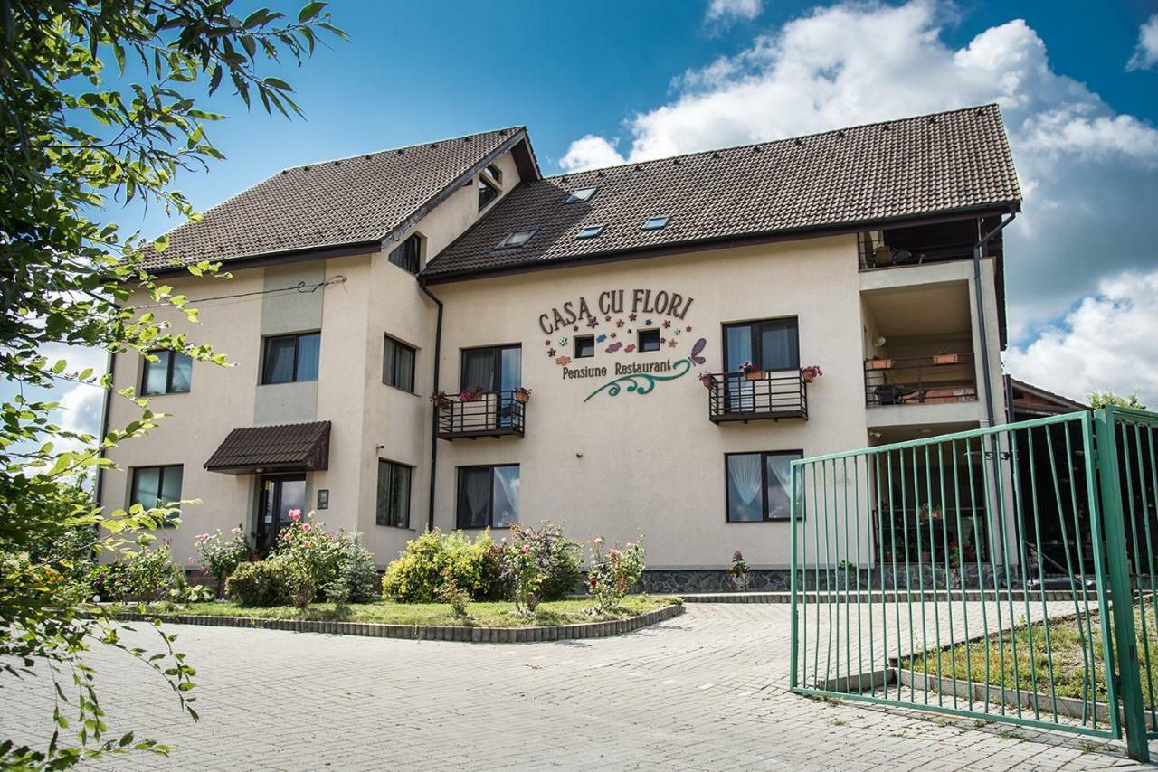 Pensiunea Casa Cu Flori Cisnadioara Exterior photo